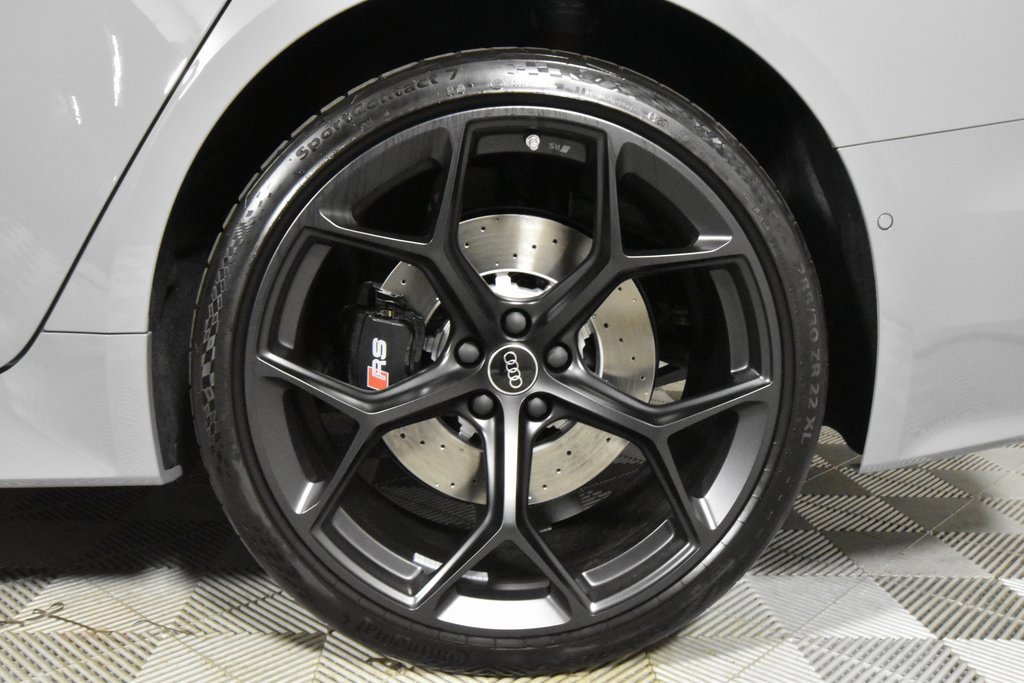 New 2025 Audi RS 6 performance image 18