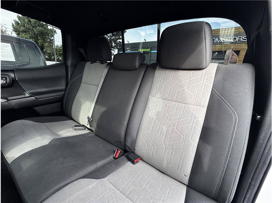 Used 2023 Toyota Tacoma TRD Sport AWD/4WD image 16
