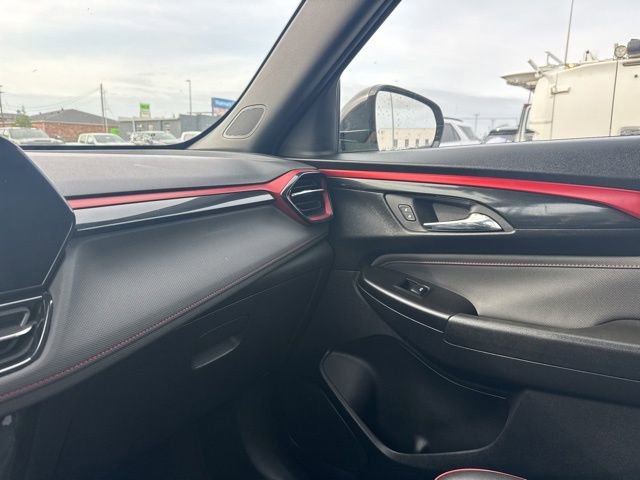 Used 2024 Chevrolet TrailBlazer RS FWD image 19