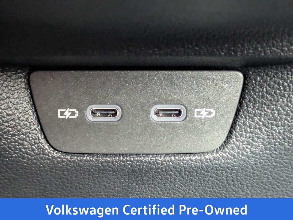 Certified 2026 Volkswagen GTI SE FWD image 15