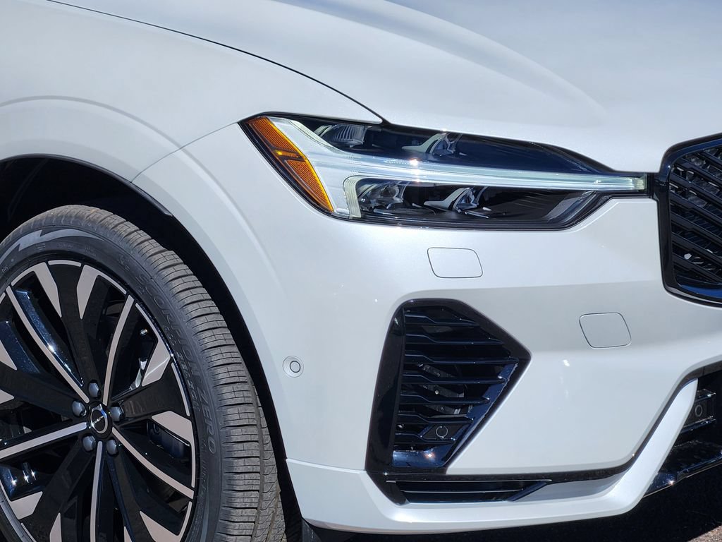 New 2026 Volvo XC60 T8 Ultra w/ Protection Package Premier AWD/4WD image 28