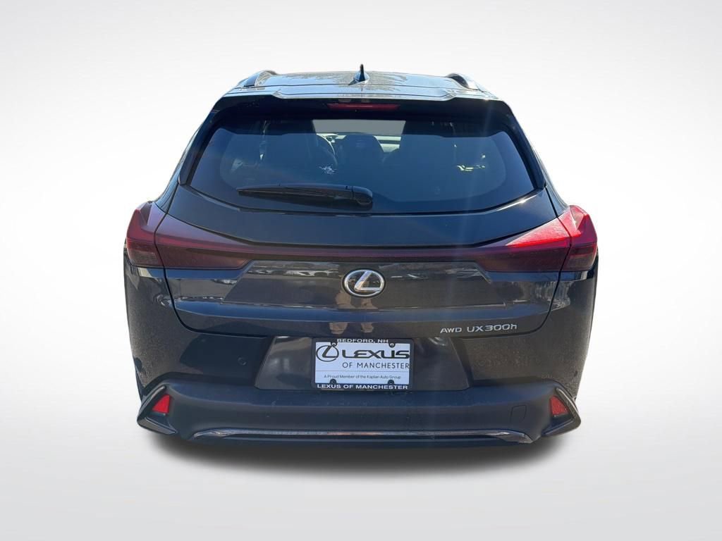 New 2026 Lexus UX 300h AWD image 5