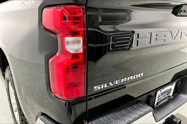 Used 2025 Chevrolet Silverado 1500 LT w/ Work Truck Package AWD/4WD image 41