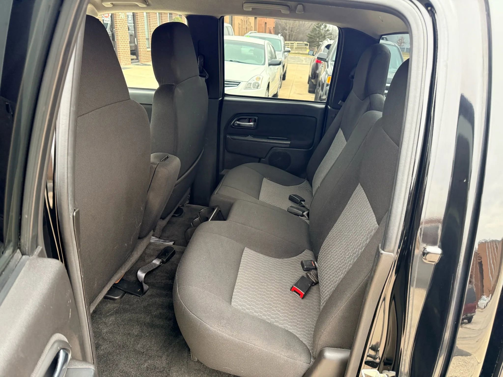 Used 2011 Chevrolet Colorado LT image 17