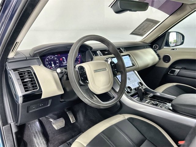 Used 2020 Land Rover Range Rover Sport HST image 10