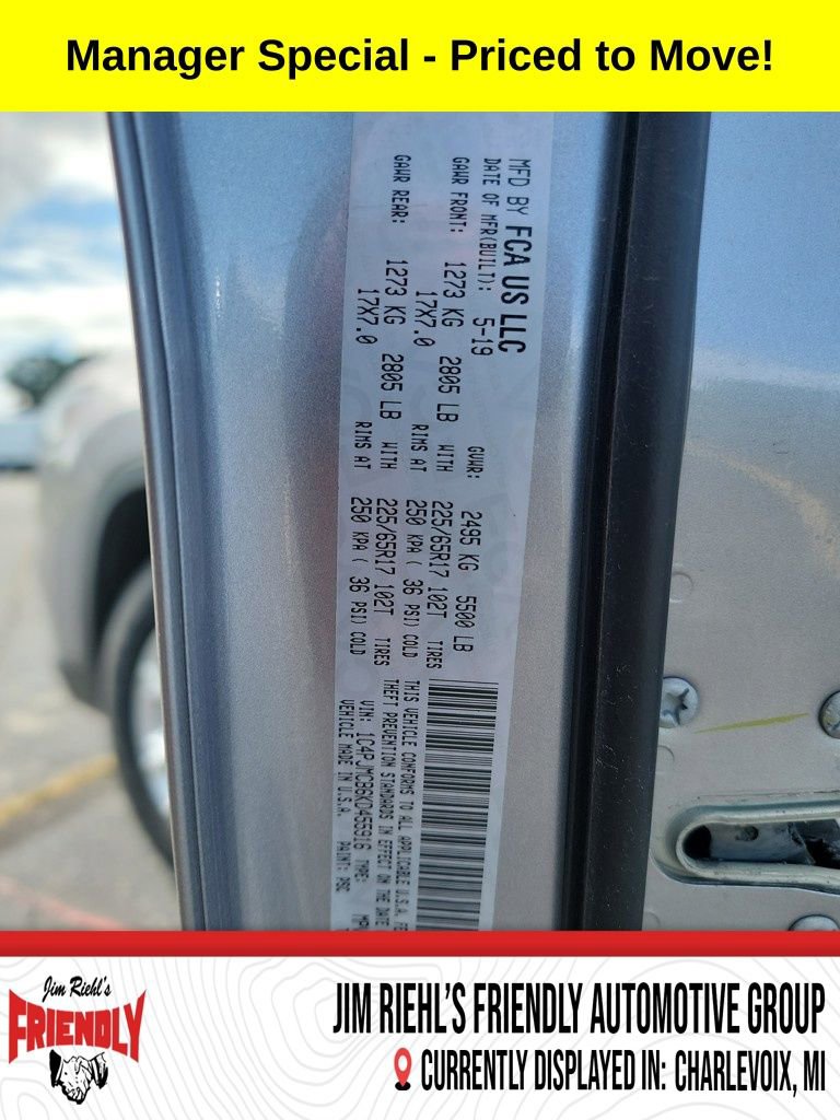 Used 2019 Jeep Cherokee Latitude w/ Popular Appearance Group image 21