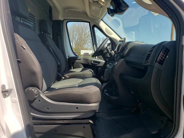Used 2025 RAM ProMaster 1500 w/ Premium Convenience Group FWD image 19