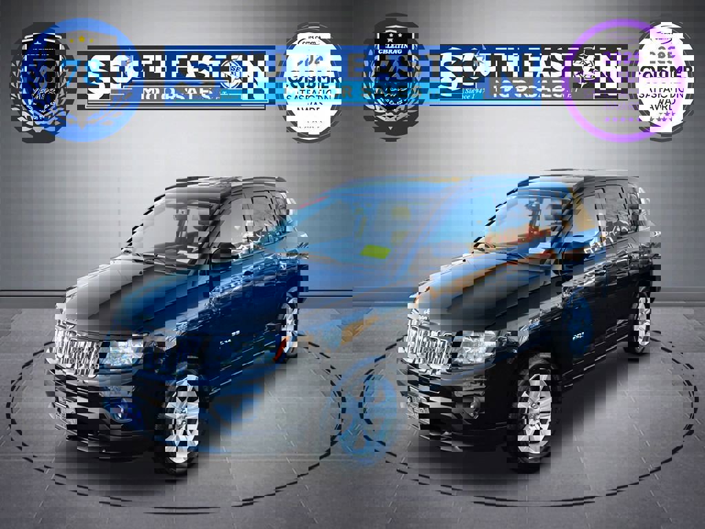 Used 2016 Jeep Compass Latitude image 1