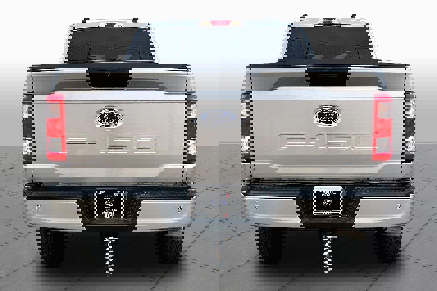 Used 2023 Ford F150 XL w/ STX Appearance Package image 5