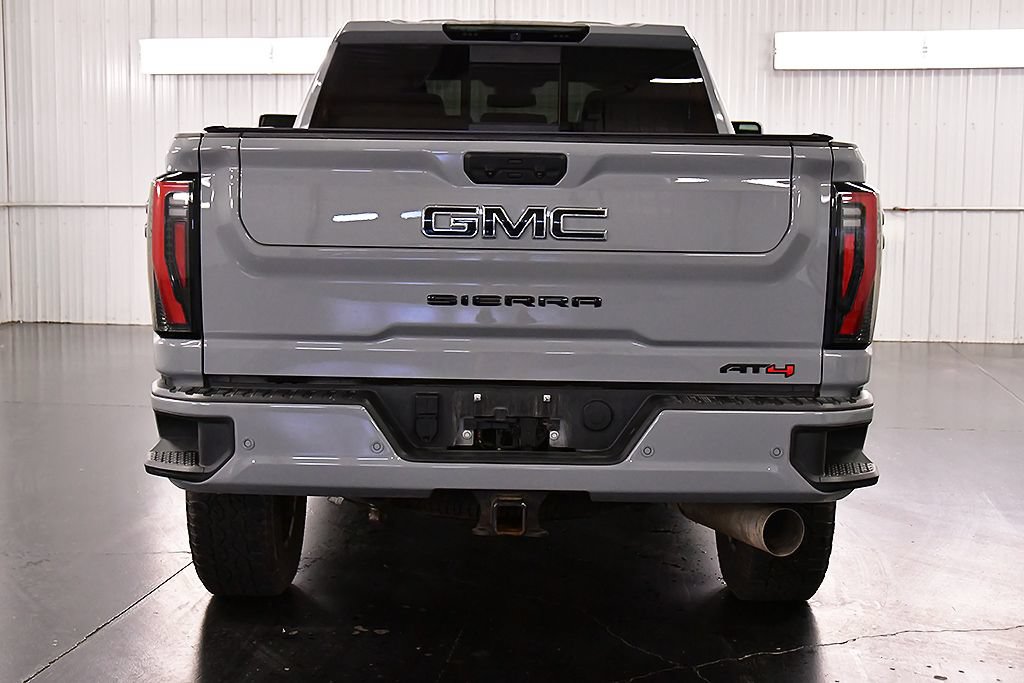 Used 2025 GMC Sierra 2500 AT4 AWD/4WD image 6