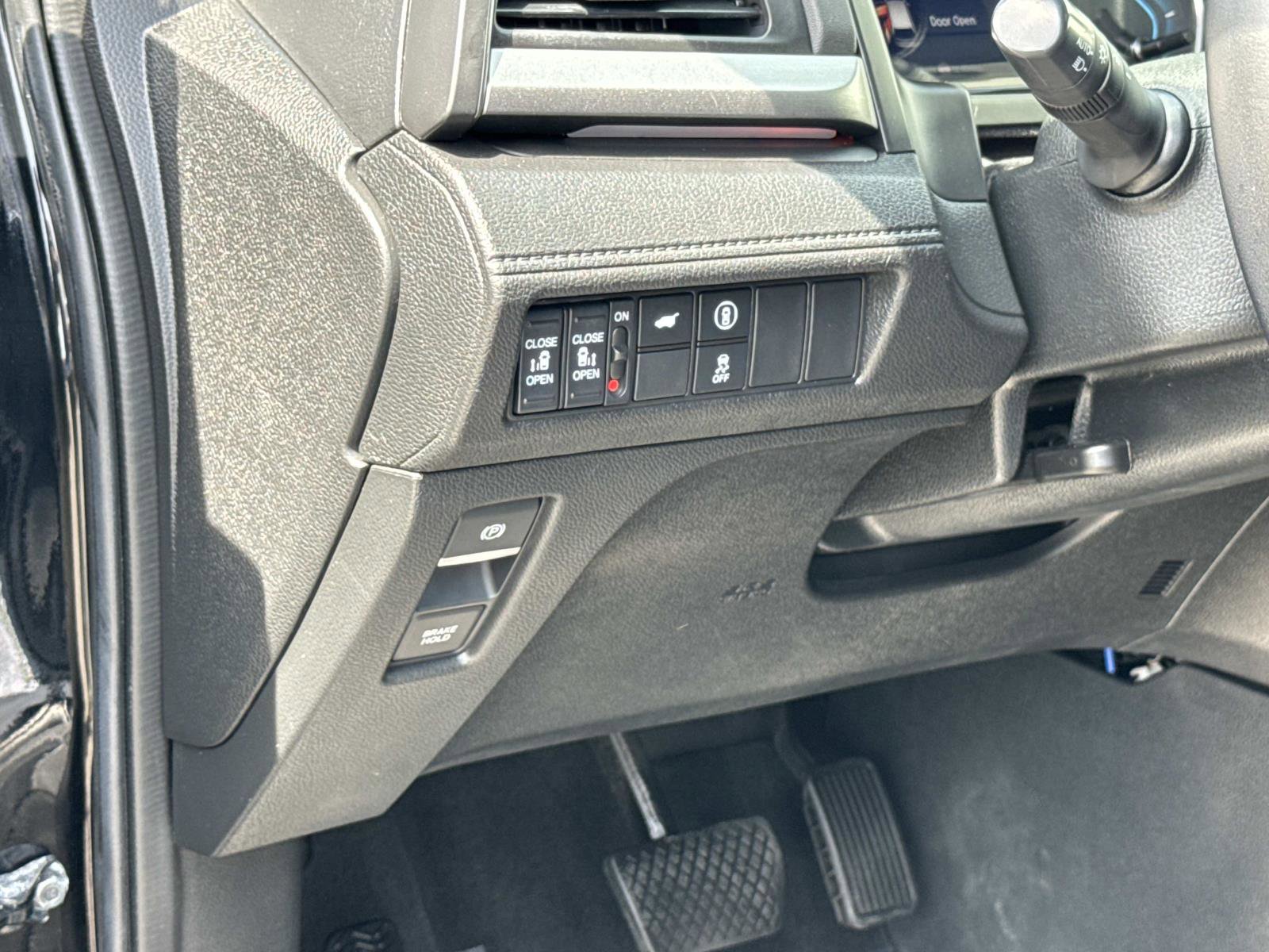 Certified 2023 Honda Odyssey Sport image 10
