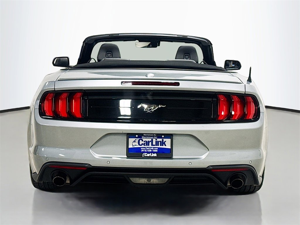 Used 2022 Ford Mustang Premium image 5