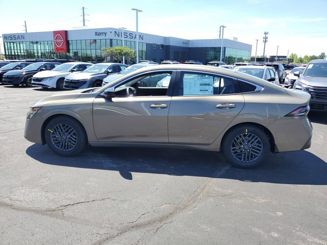New 2026 Nissan Sentra SV w/ SV Convenience Package FWD image 4