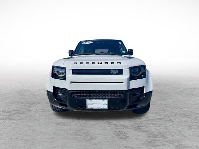 Certified 2025 Land Rover Defender 110 X-Dynamic SE AWD/4WD image 2