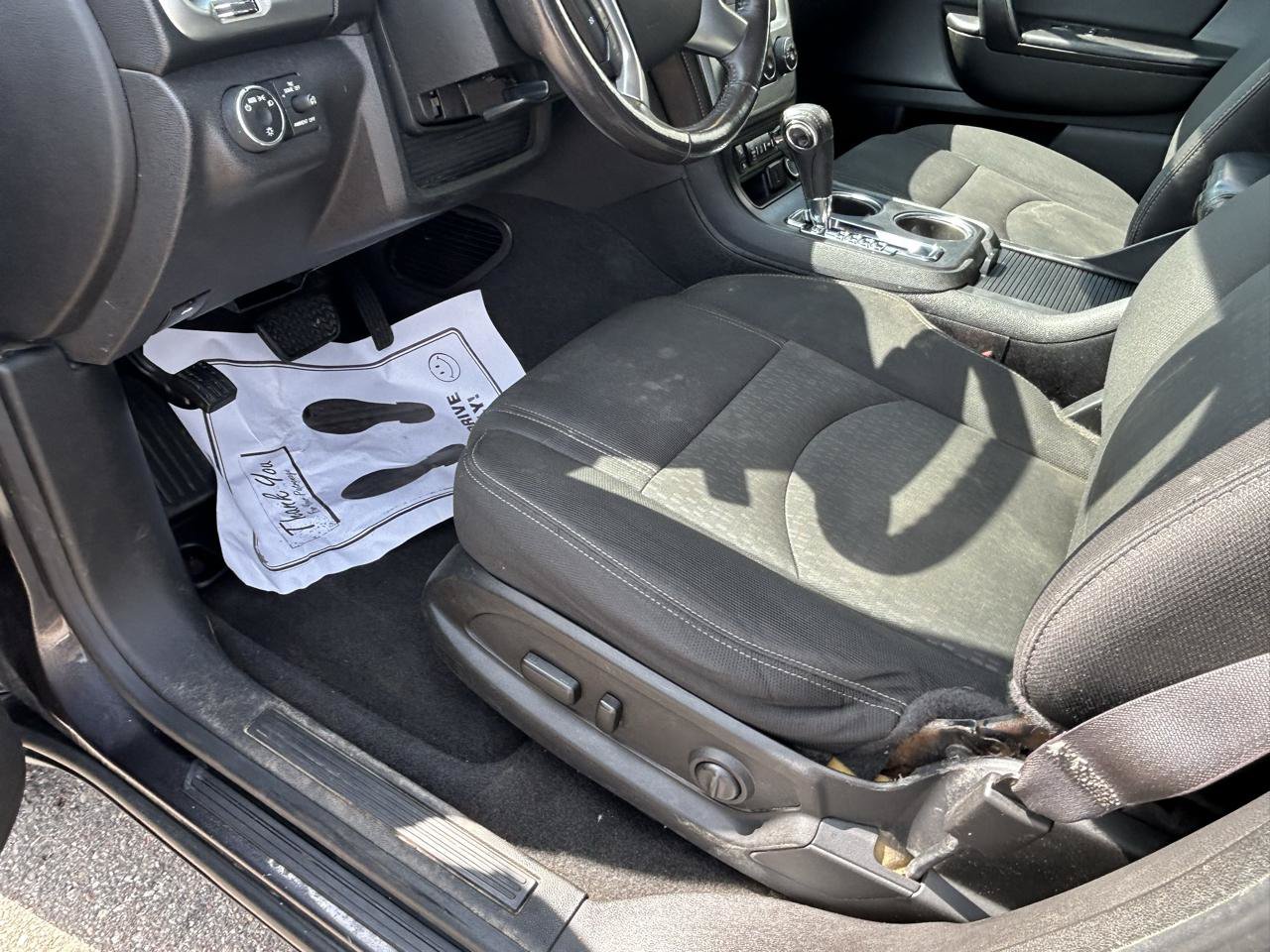 Used 2015 GMC Acadia SLE FWD image 10