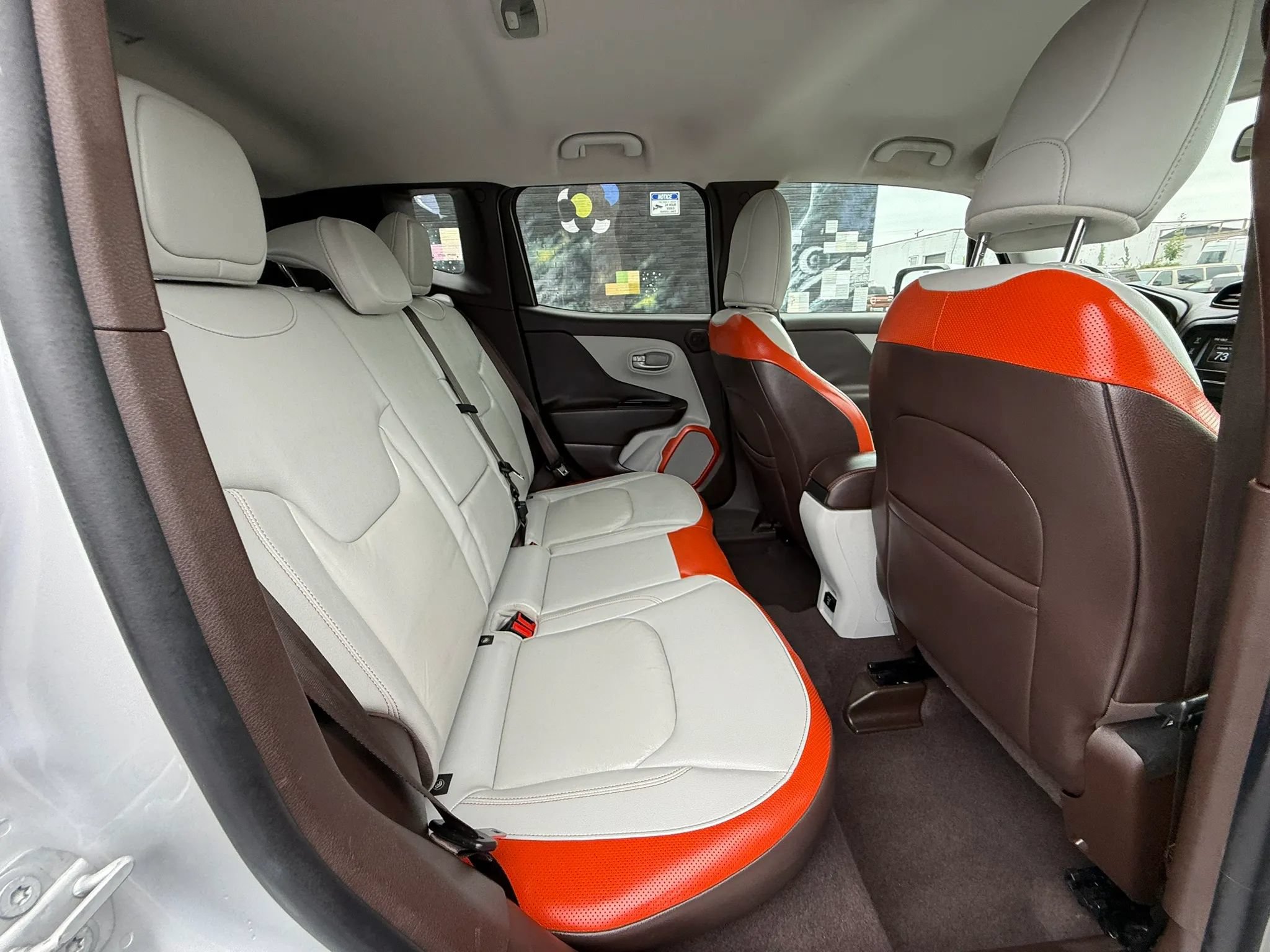 Used 2015 Jeep Renegade Limited AWD/4WD image 36