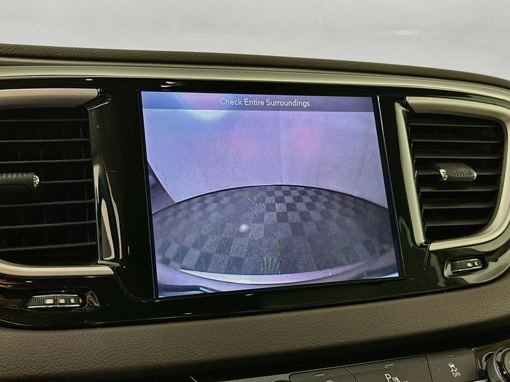 Certified 2018 Chrysler Pacifica Touring-L FWD image 19