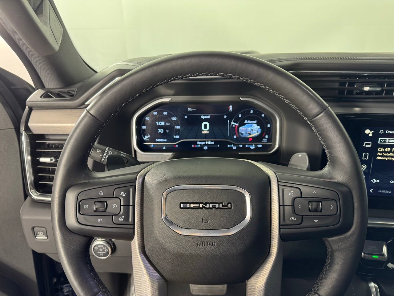 Used 2022 GMC Sierra 1500 Denali RWD image 27