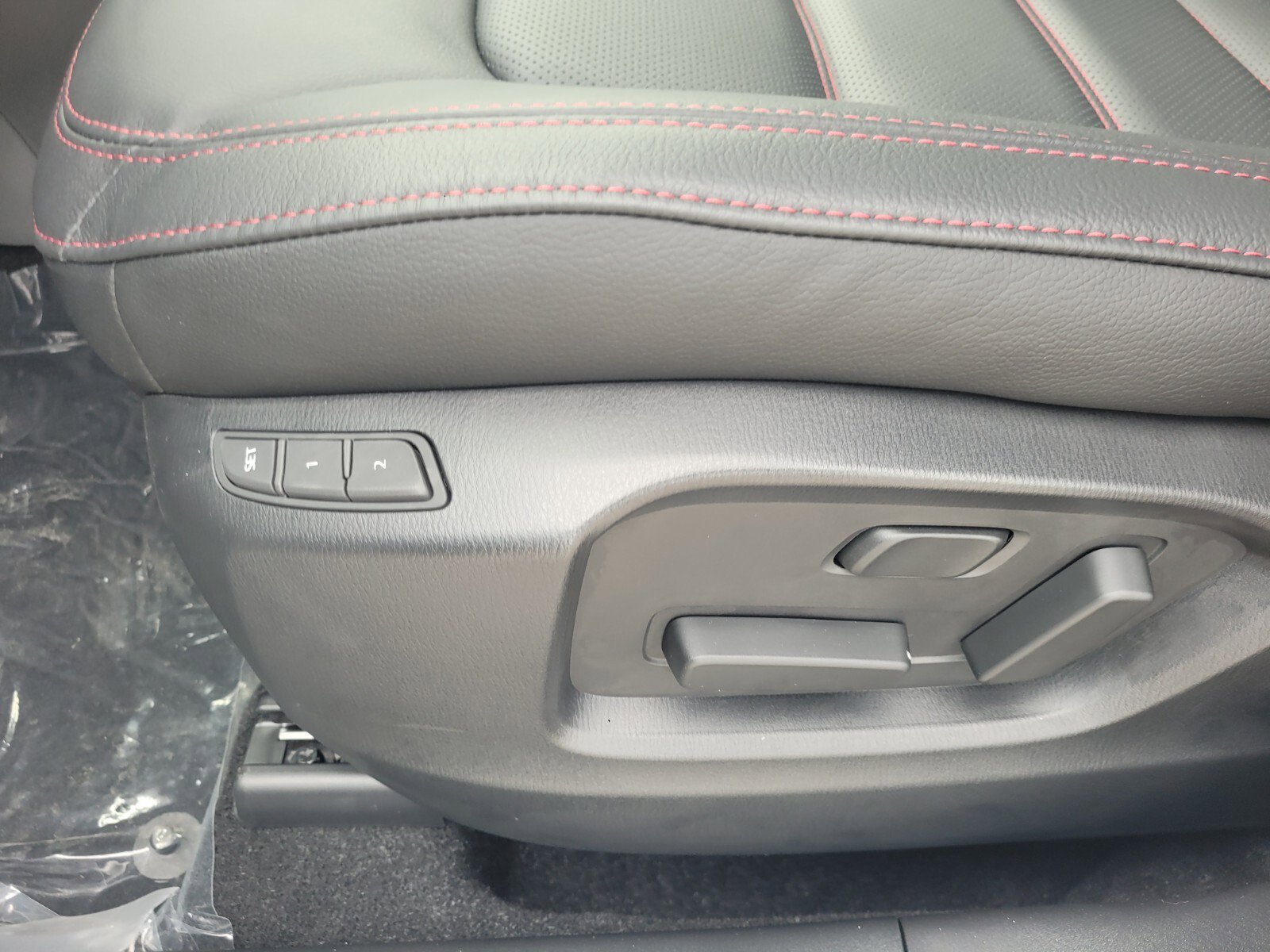 New 2025 MAZDA CX-5 Carbon Edition image 4