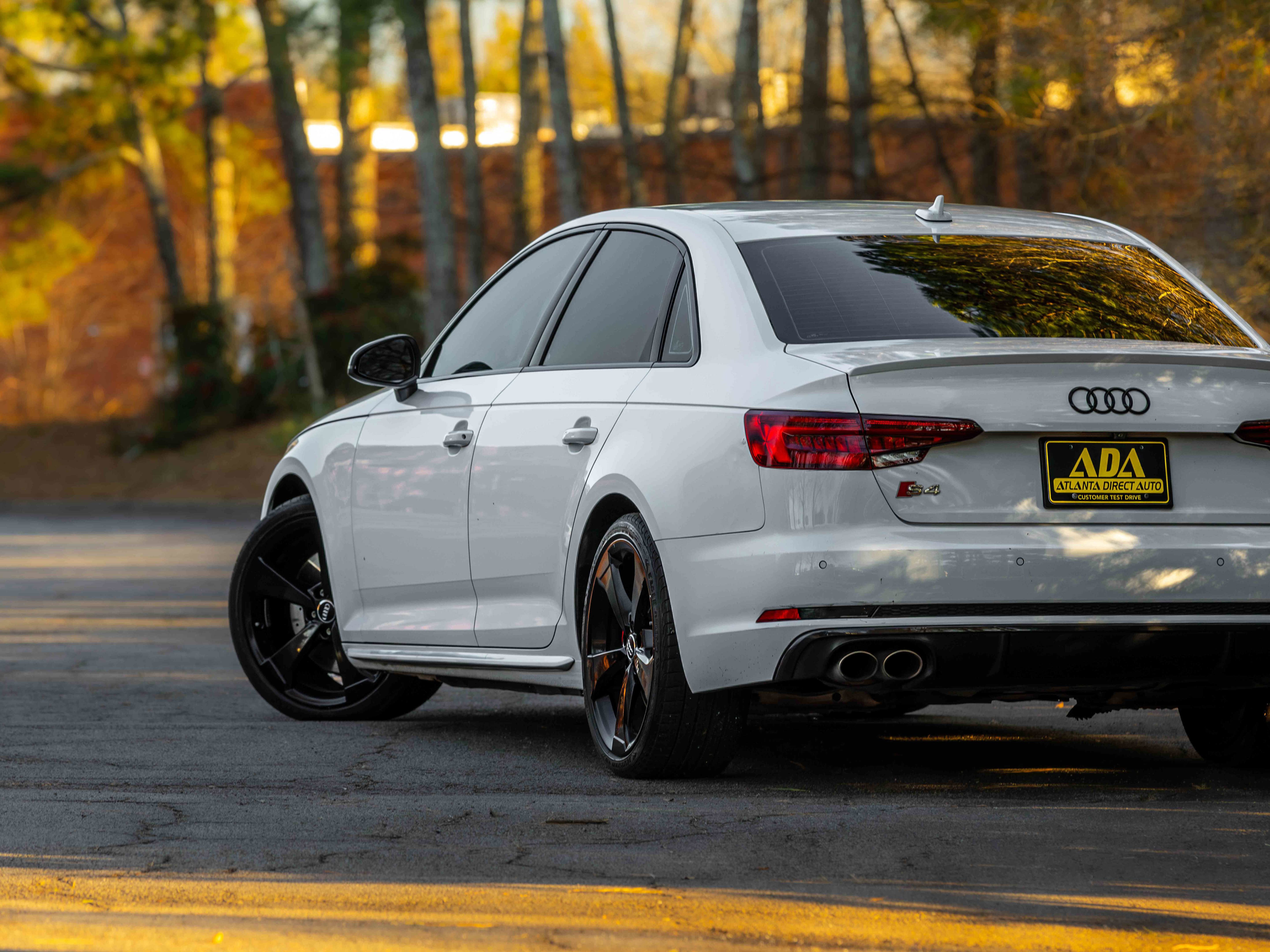 Used 2019 Audi S4 Premium Plus w/ Premium Plus Package image 29