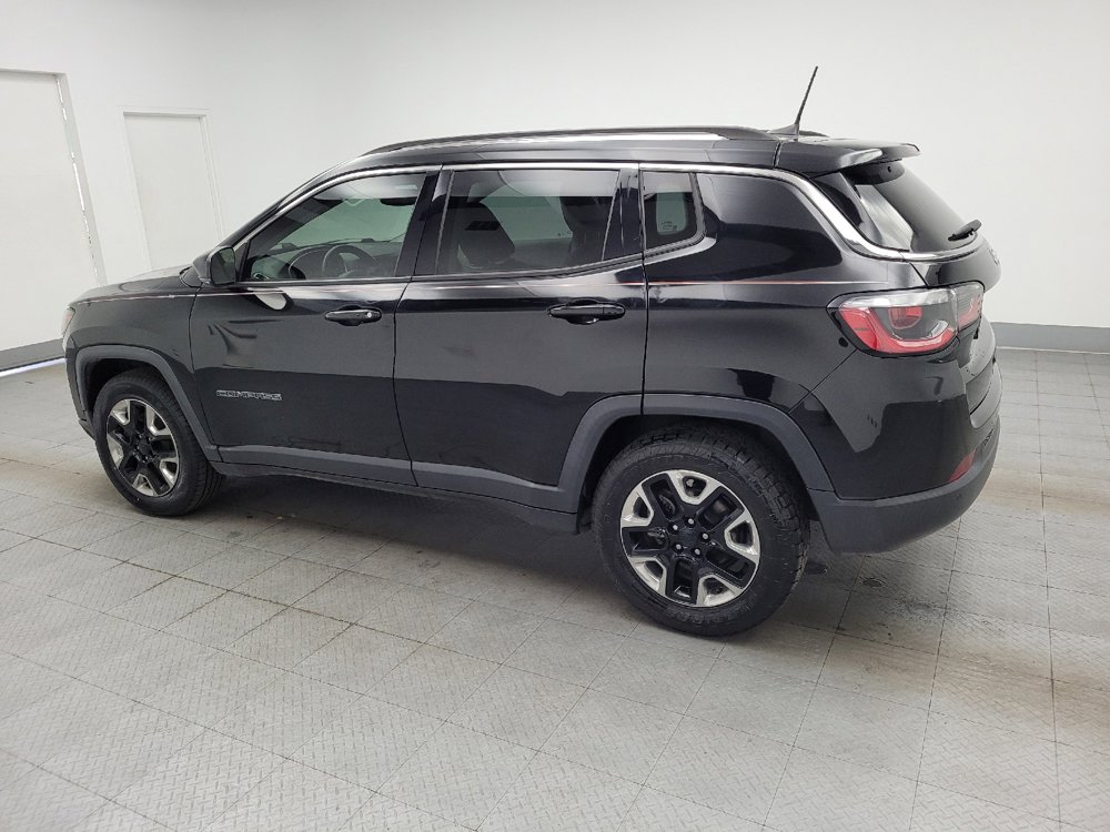 Used 2018 Jeep Compass Limited w/ Navigation Group FWD image 3