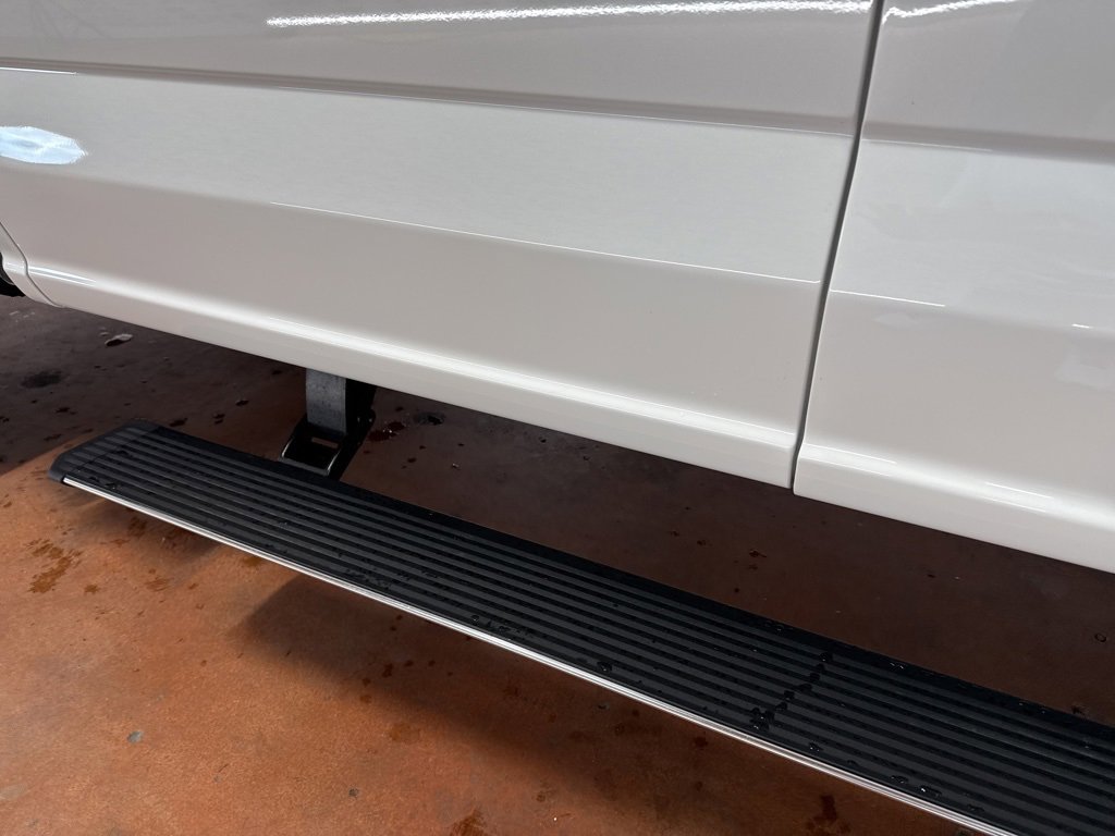 Used 2026 Ford F250 Platinum w/ Platinum Plus Package image 11