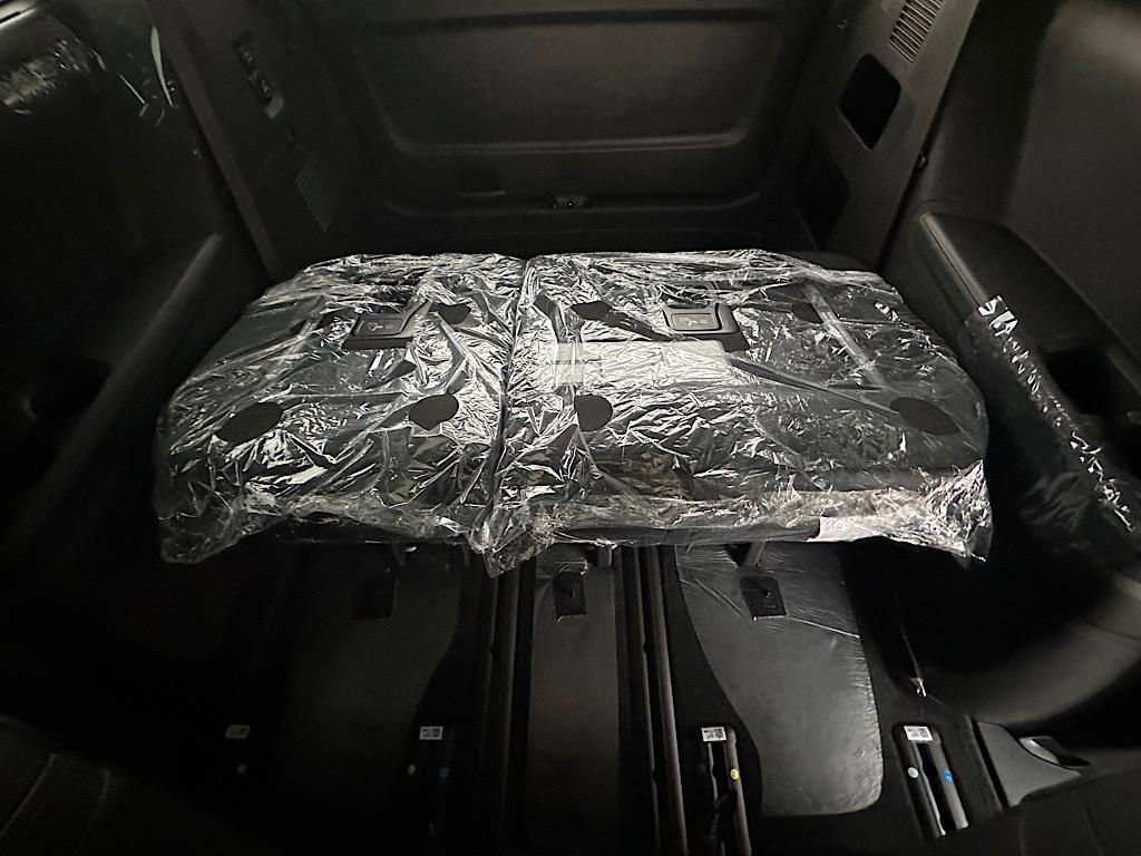 New 2025 Kia Carnival SX Prestige image 21