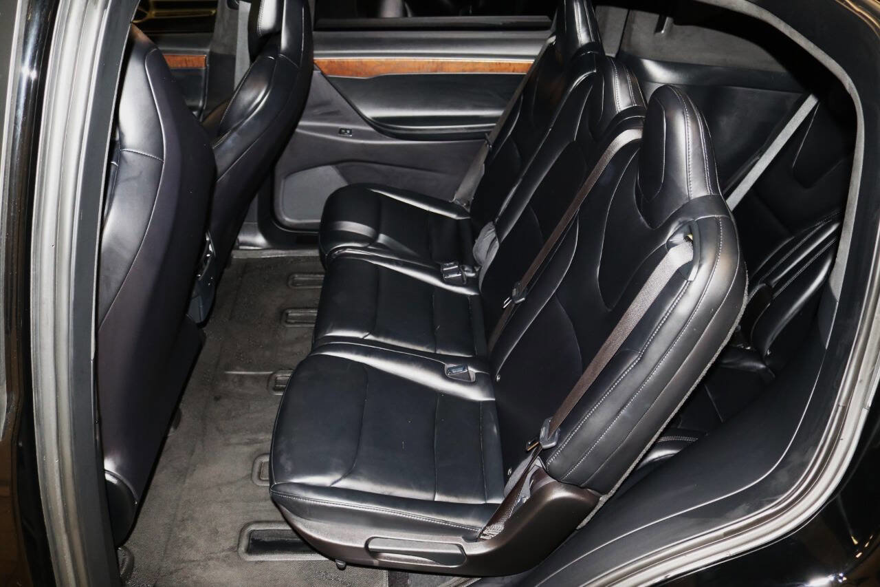 Used 2020 Tesla Model X image 86