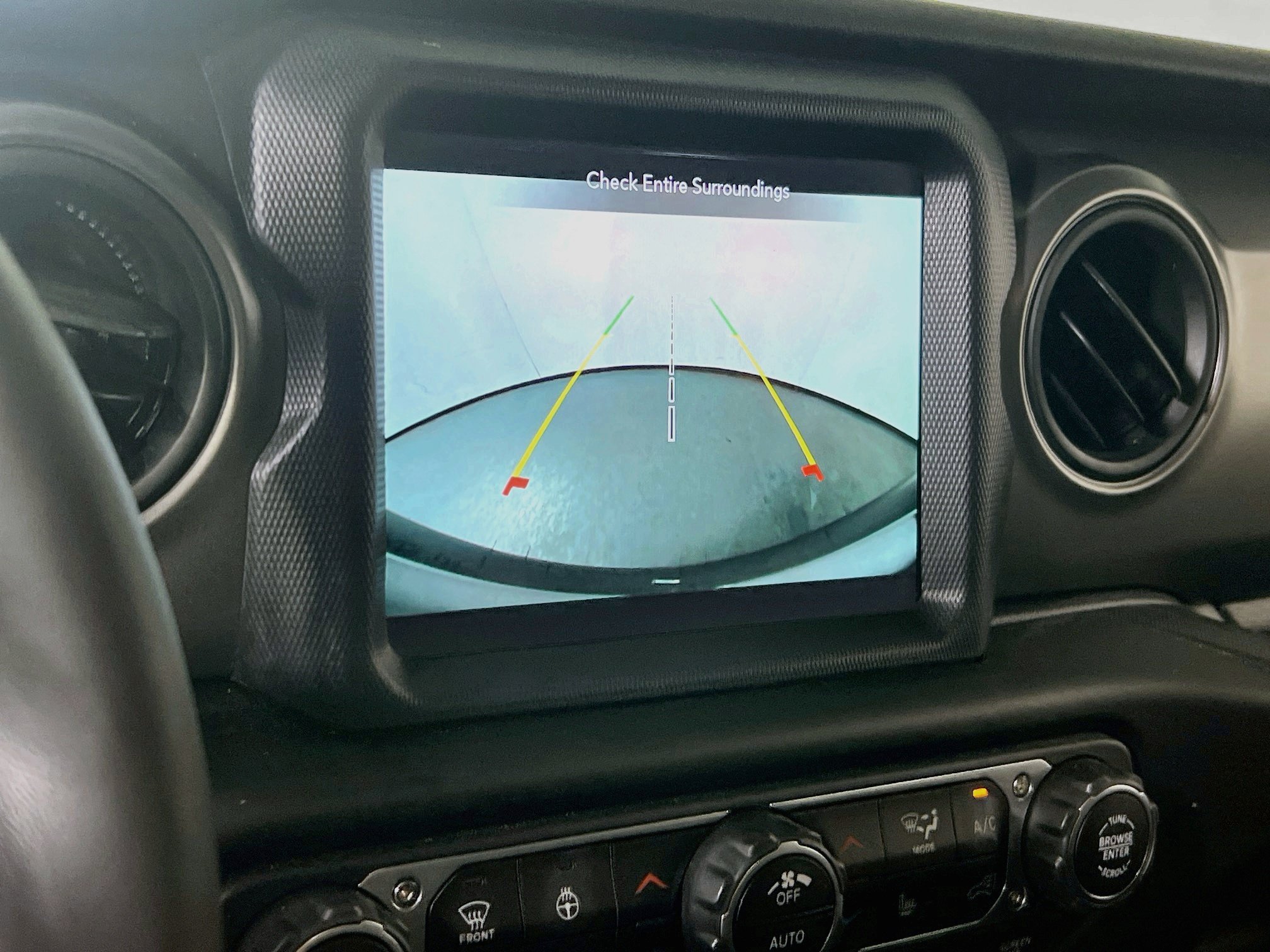 Used 2023 Jeep Wrangler Sport AWD/4WD image 14