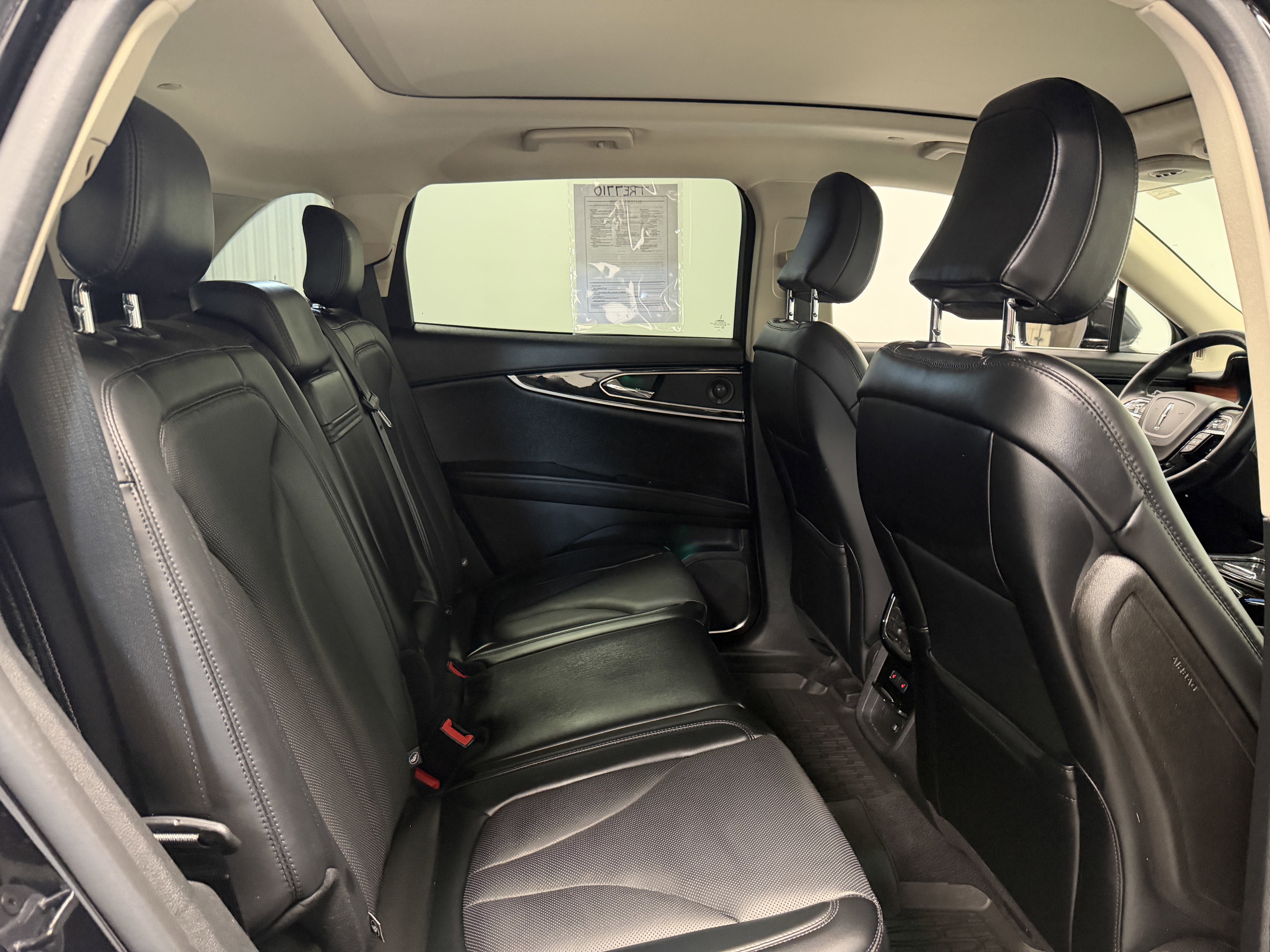 Used 2023 Lincoln Nautilus Reserve w/ Equipment Group 201A AWD/4WD image 22