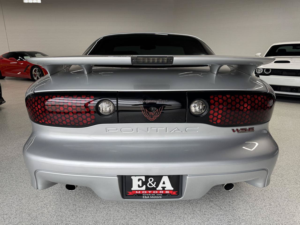 Used 2000 Pontiac Firebird Formula RWD image 11
