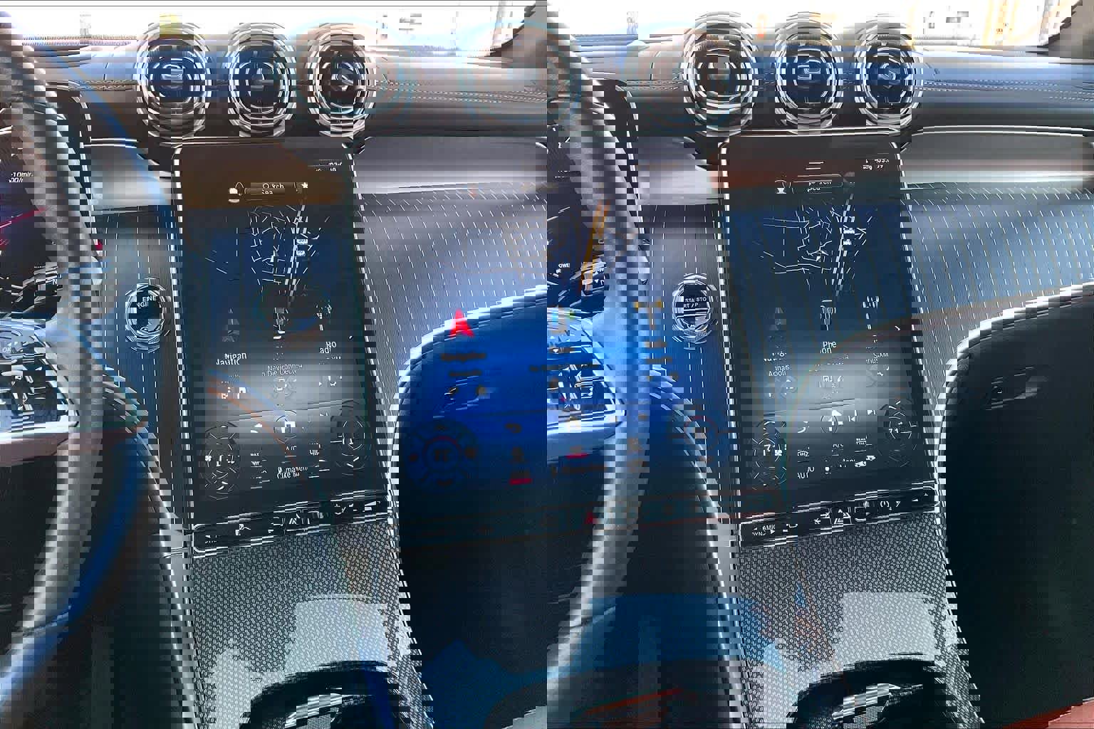 Used 2023 Mercedes-Benz GLC 300 GLC 300 image 7