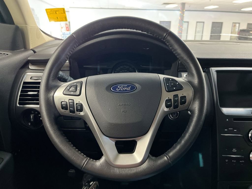 Used 2017 Ford Flex SEL w/ Equipment Group 202A image 16