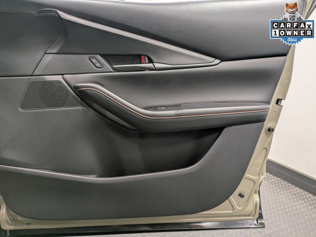 Certified 2025 MAZDA CX-30 Carbon AWD/4WD image 28