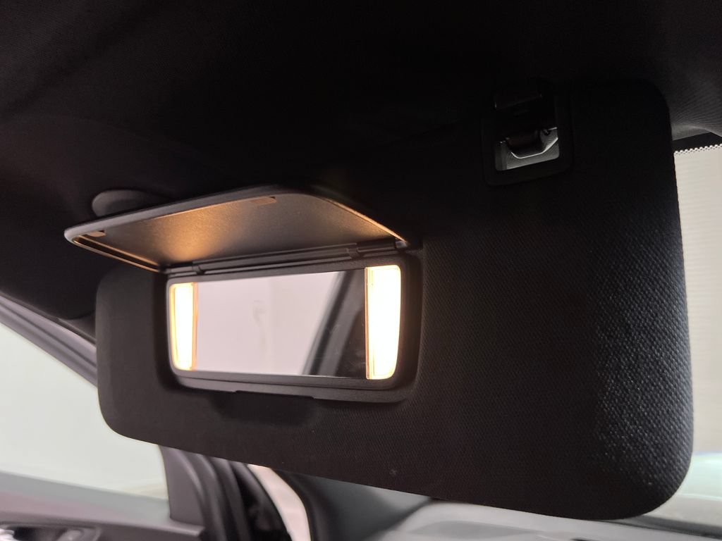 Used 2026 Chevrolet Equinox LT FWD image 65