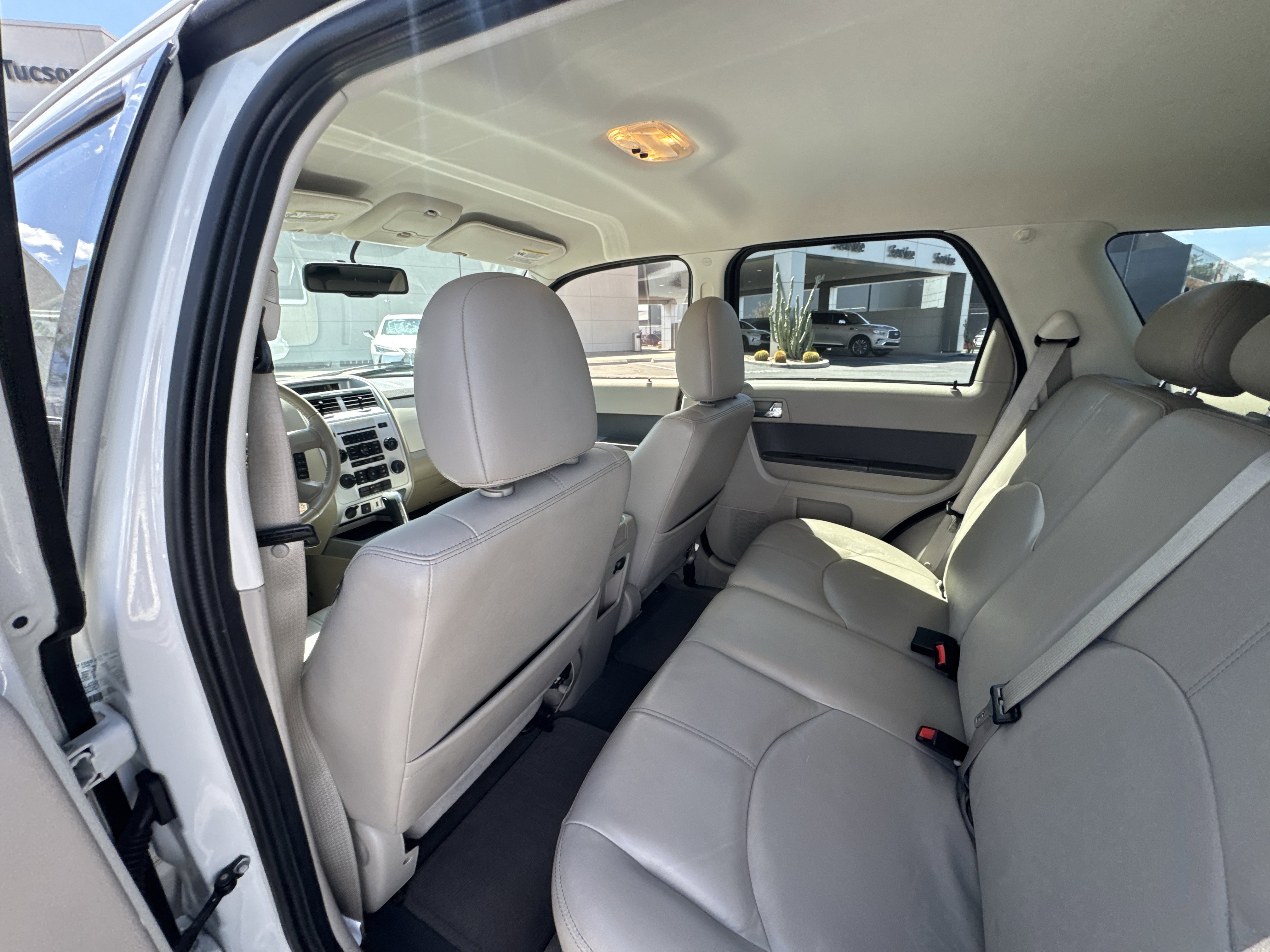 Used 2009 Mercury Mariner Premier image 19