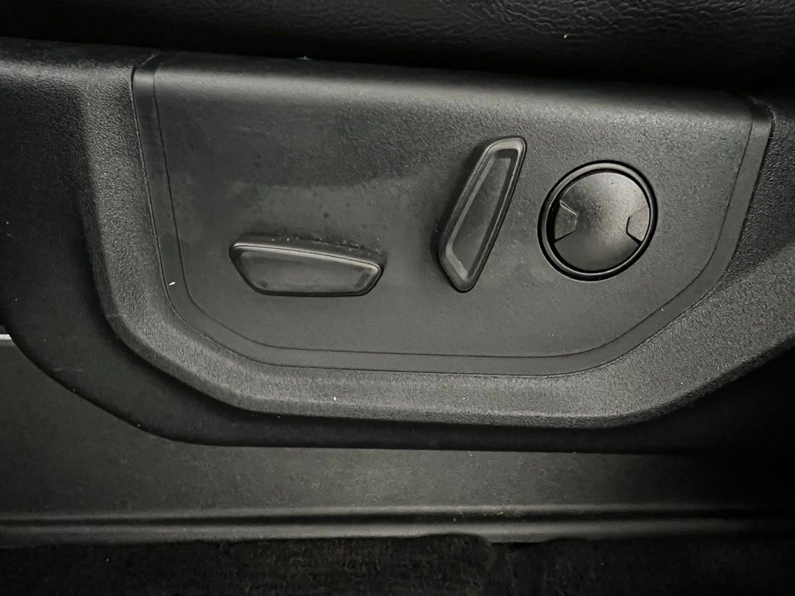 Used 2021 Ford Expedition XLT image 13