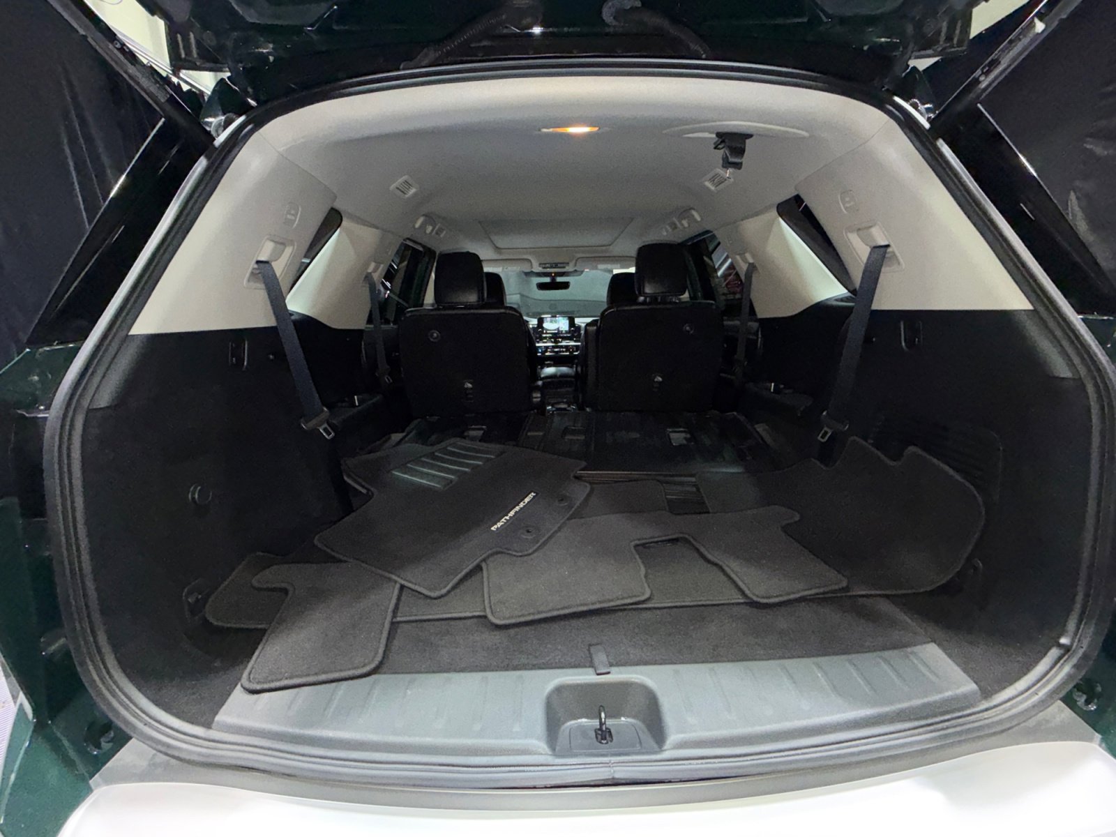 Certified 2023 Nissan Pathfinder Platinum image 34