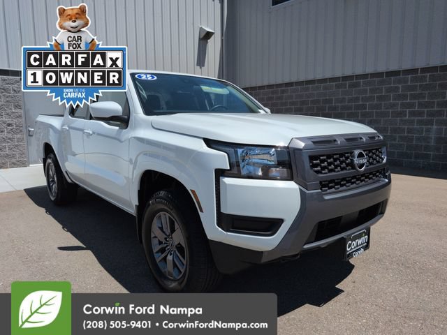 Used 2025 Nissan Frontier SV AWD/4WD image 1
