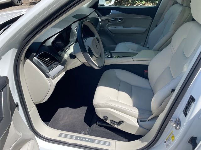 Certified 2024 Volvo XC90 B5 Core w/ Climate Package AWD/4WD image 10