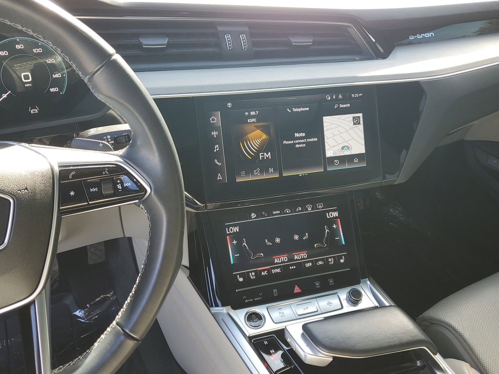 Used 2024 Audi Q8 e-tron Prestige w/ Prestige Package image 25