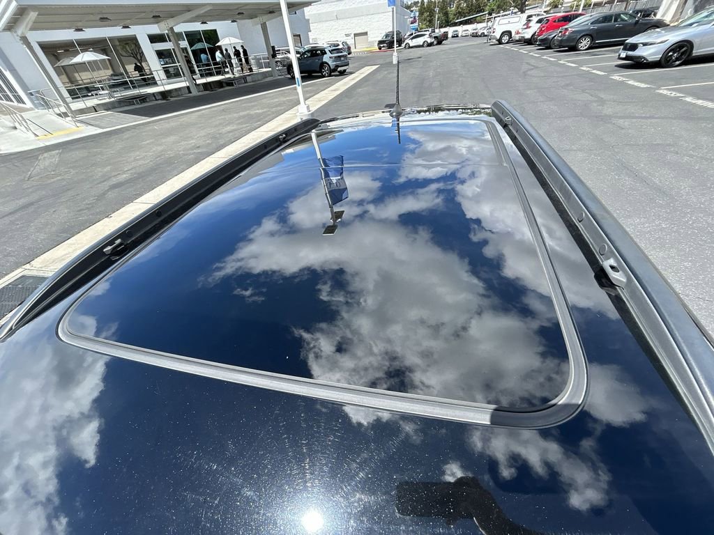 Used 2018 Jeep Compass Limited w/ Navigation Group AWD/4WD image 23