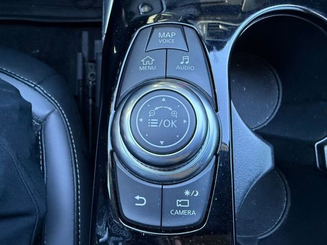 Used 2019 INFINITI QX30 Premium w/ Navigation Package image 12