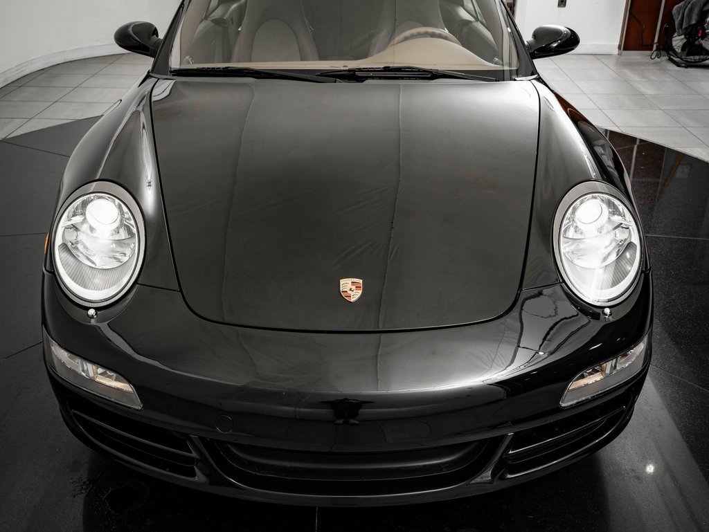 Used 2005 Porsche 911 Carrera S image 21