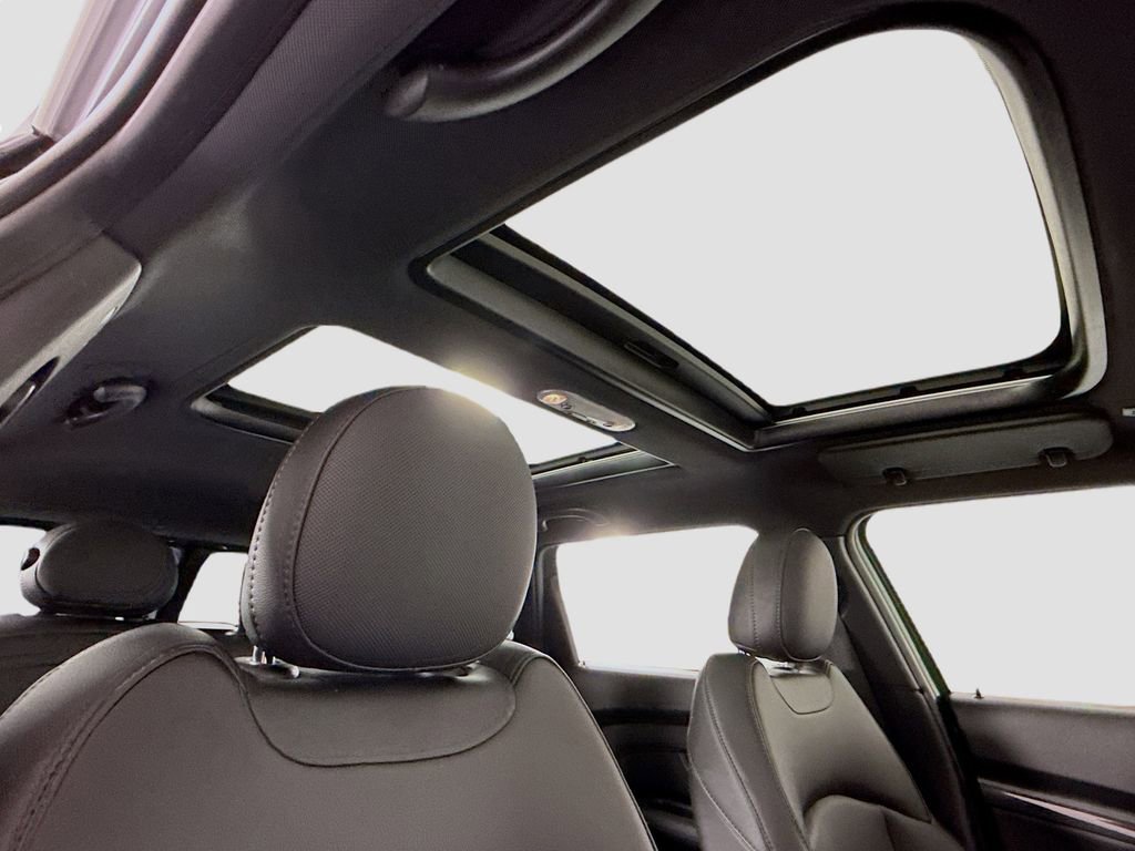 Used 2020 MINI Cooper Clubman S w/ Storage Package image 18