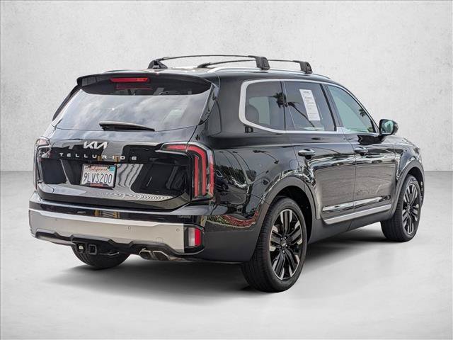 Used 2024 Kia Telluride SX w/ Towing Package FWD image 5