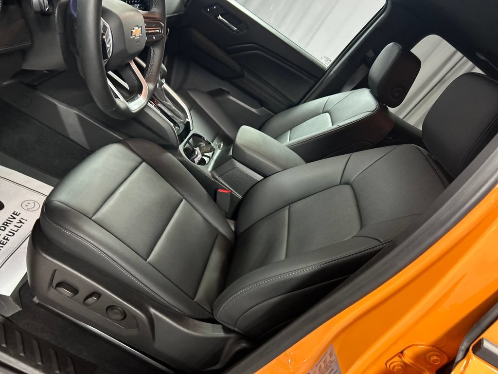Used 2026 Chevrolet Colorado LT w/ LT Convenience Package AWD/4WD image 12