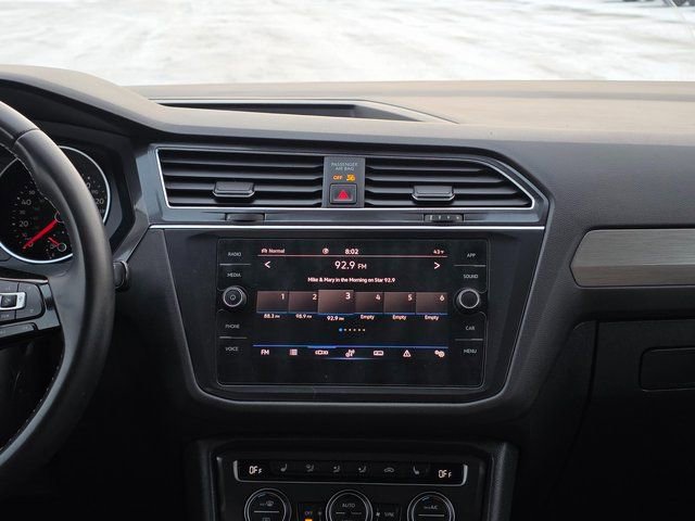 Used 2021 Volkswagen Tiguan SE image 20
