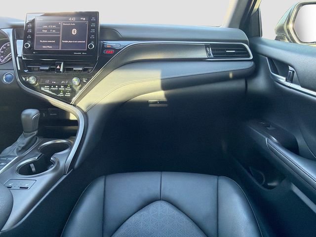 Used 2021 Toyota Camry XSE image 17