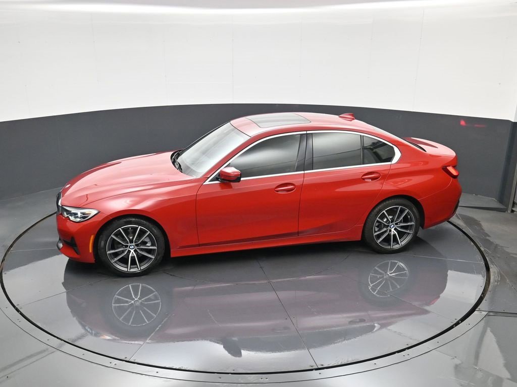 Used 2022 BMW 330i Sedan w/ Premium Package image 29